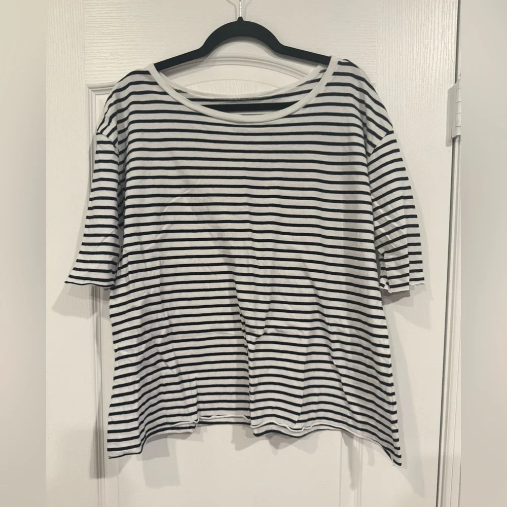 Frank & Eileen French Striped Top Black/White - Picture 5 of 7